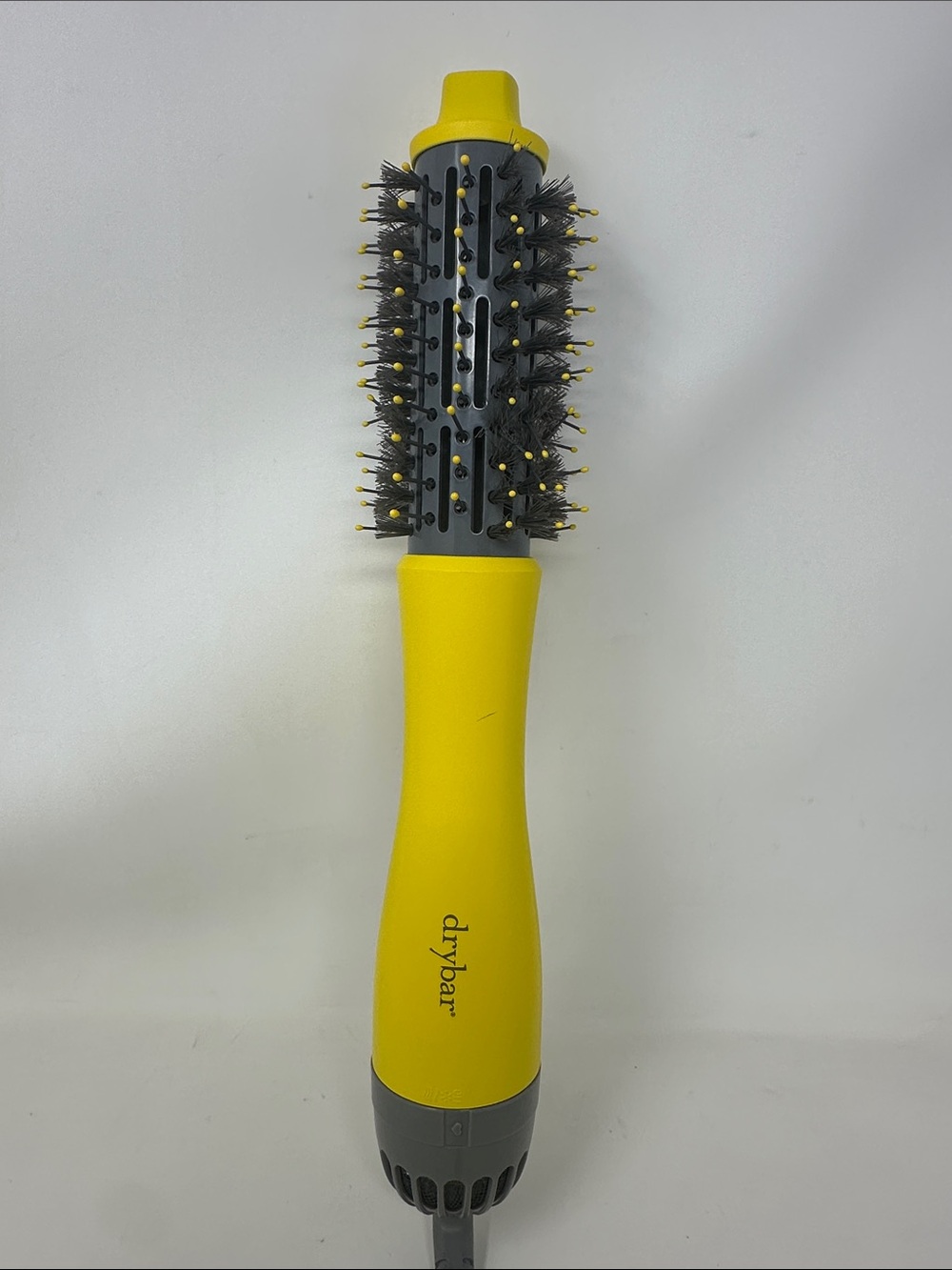 Drybar The Single Shot Round Blow-Dryer Brush 1.5 Inch Barrel Model 900-3425-4